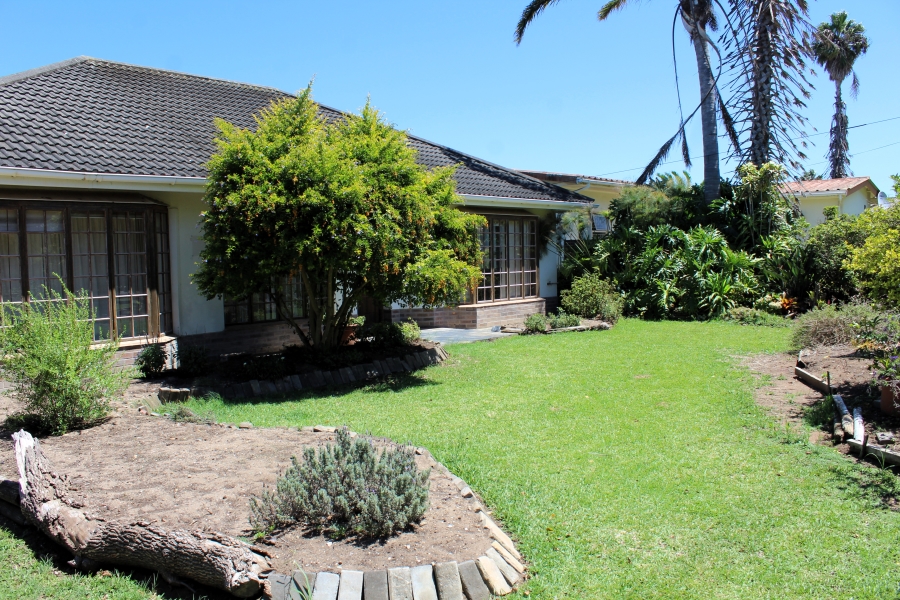 3 Bedroom Property for Sale in East Bank Eastern Cape